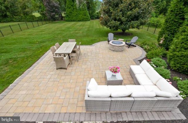 296 S CHURCH ST, Moorestown, NJ 08057