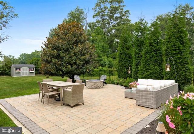 296 S CHURCH ST, Moorestown, NJ 08057