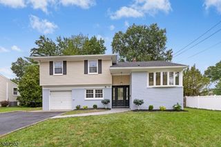30 RUNNYMEDE ROAD, Clark Twp., NJ 07066