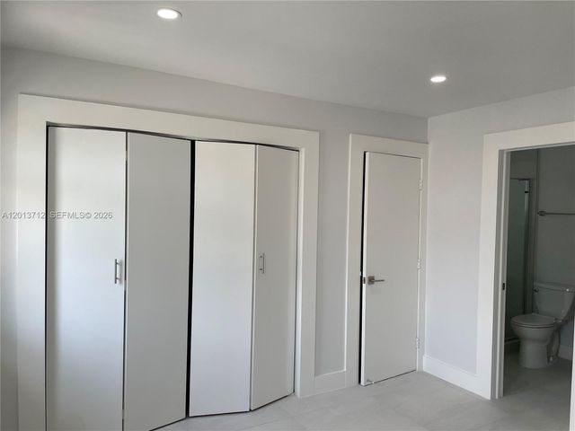 6820 SW 13th Ter 6820, Miami, FL 33144