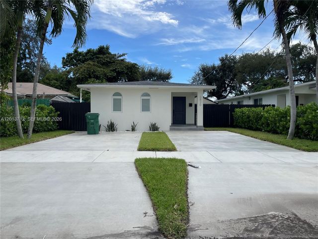 6820 SW 13th Ter 6820, Miami, FL 33144