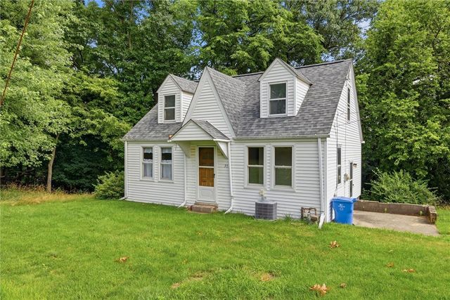 314 Prospect Circle, Lower Burrell, PA 15068