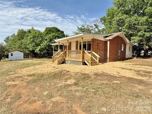 878 Stanback Ferry Road, Lilesville, NC 28091