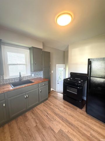 2728 Sherman Street, Evansville, IN 47633