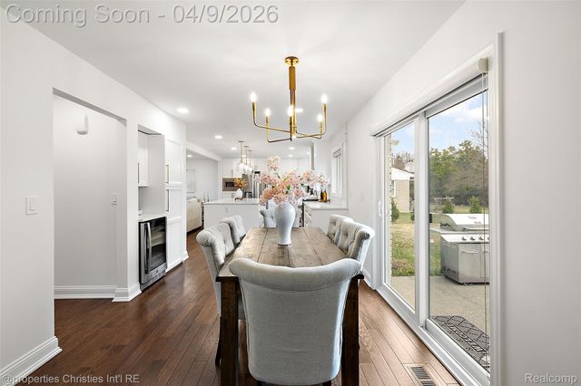 6273 Ledgeway Drive, West Bloomfield Charter Township, MI 48322