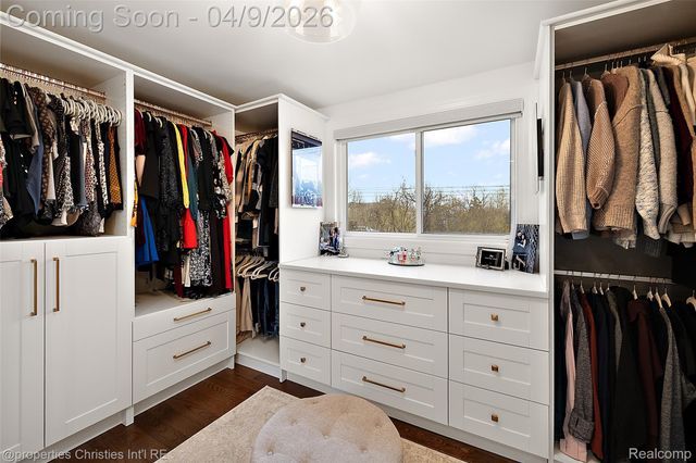 6273 Ledgeway Drive, West Bloomfield Charter Township, MI 48322