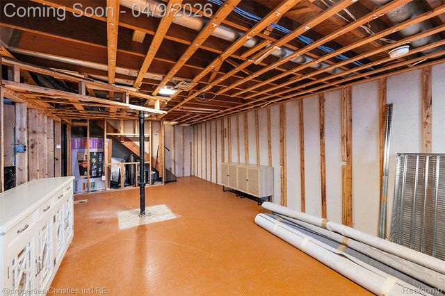 6273 Ledgeway Drive, West Bloomfield Charter Township, MI 48322