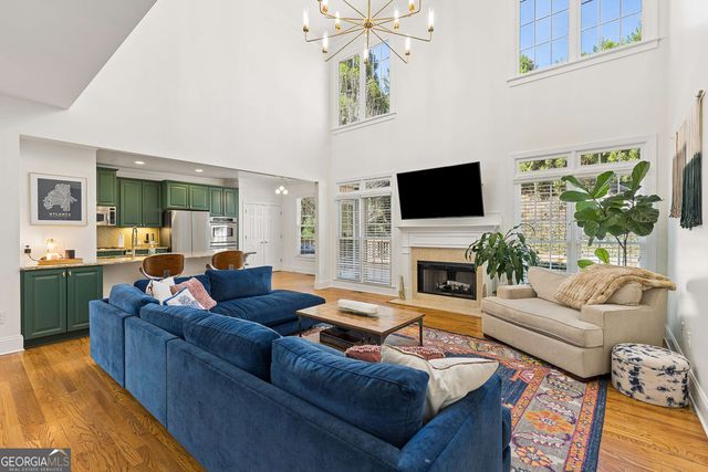 448 Oak Valley Circle SE, Smyrna, GA 30082