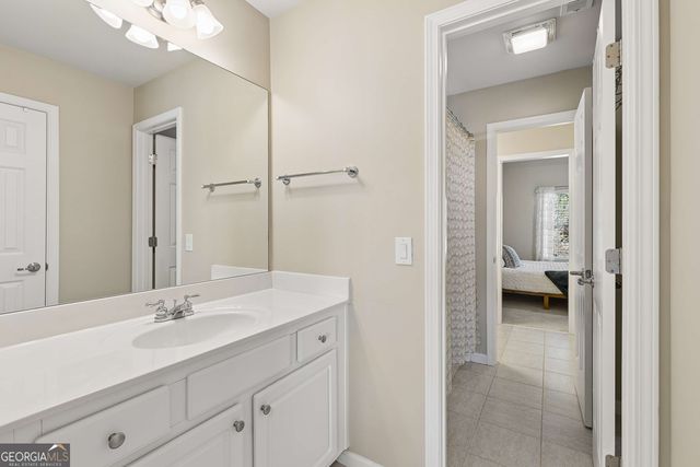 448 Oak Valley Circle SE, Smyrna, GA 30082