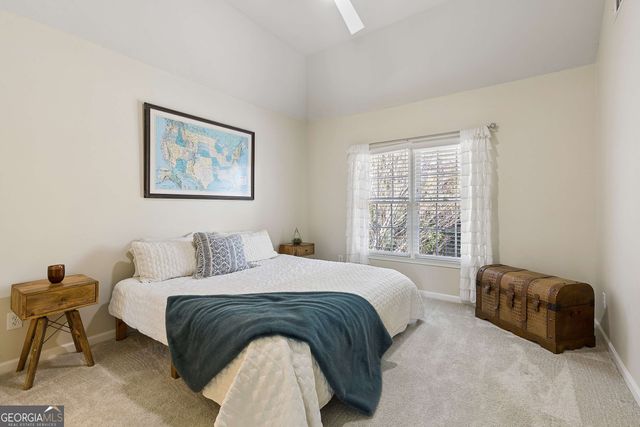 448 Oak Valley Circle SE, Smyrna, GA 30082