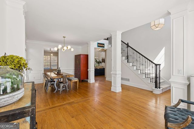 448 Oak Valley Circle SE, Smyrna, GA 30082