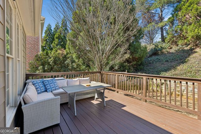 448 Oak Valley Circle SE, Smyrna, GA 30082