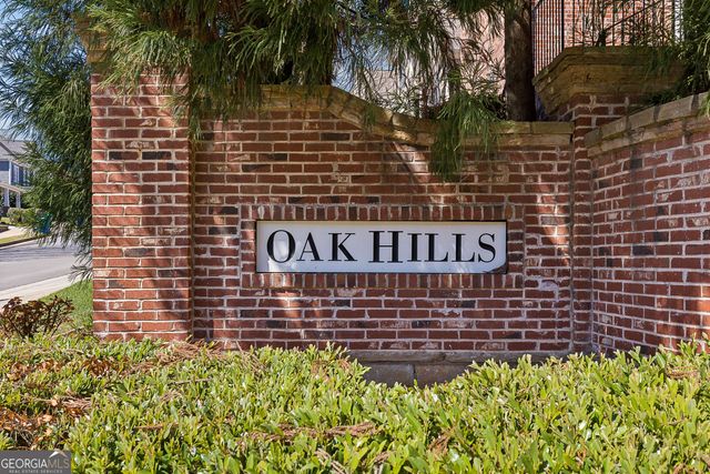 448 Oak Valley Circle SE, Smyrna, GA 30082