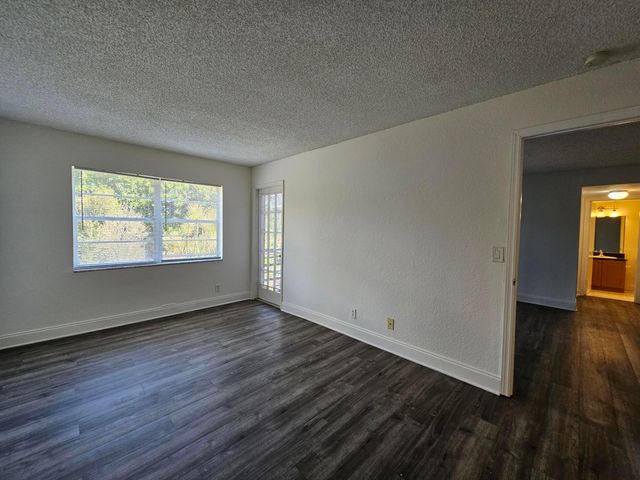 120 Sparrow Drive 208, Royal Palm Beach, FL 33411