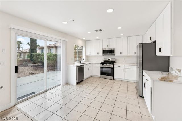 304 McHenry Street, Las Vegas, NV 89144