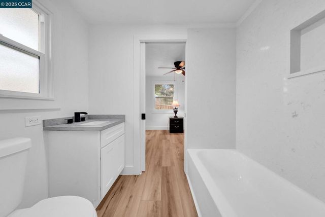 2699 Vale Rd, San Pablo, CA 94806