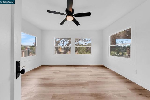 2699 Vale Rd, San Pablo, CA 94806