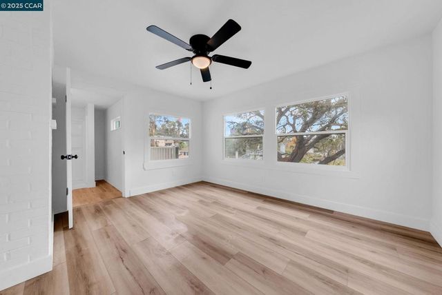 2699 Vale Rd, San Pablo, CA 94806