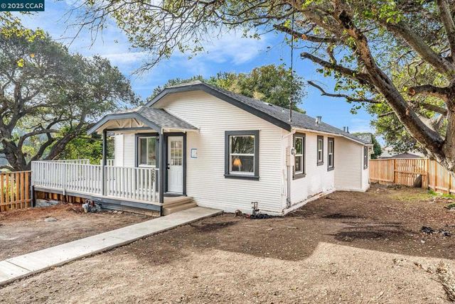 2699 Vale Rd, San Pablo, CA 94806