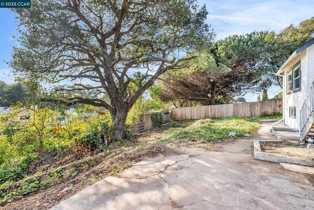 2699 Vale Rd, San Pablo, CA 94806