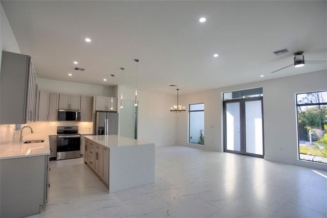 9574 SALT LAKE STREET, Port Charlotte, FL 33981