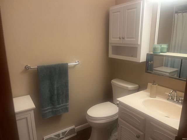 57239 CR 117 Road, Goshen, IN 46528