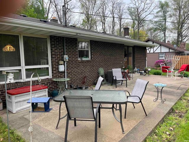 57239 CR 117 Road, Goshen, IN 46528