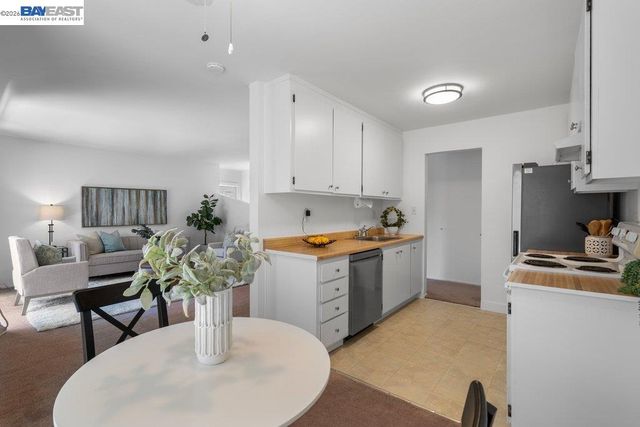 8975 Alcosta Blvd 132, San Ramon, CA 94583