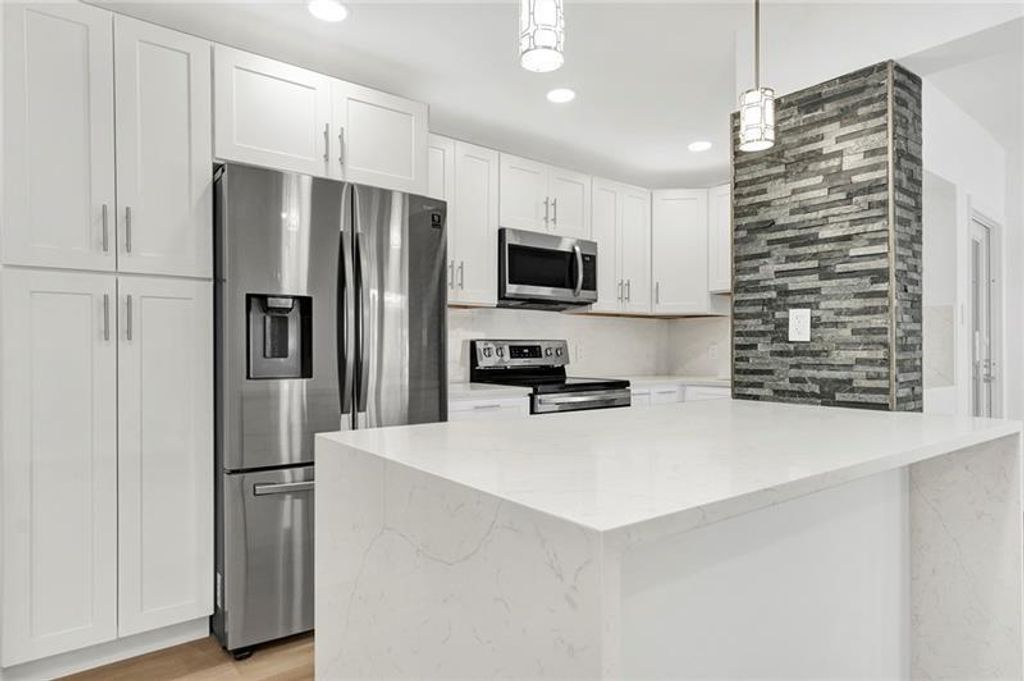 1439 S Ocean Blvd 104, Pompano Beach, FL 33062