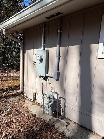 183 Barker Road SW, Rome, GA 30165