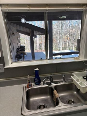 183 Barker Road SW, Rome, GA 30165