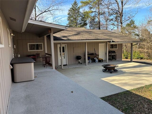 183 Barker Road SW, Rome, GA 30165