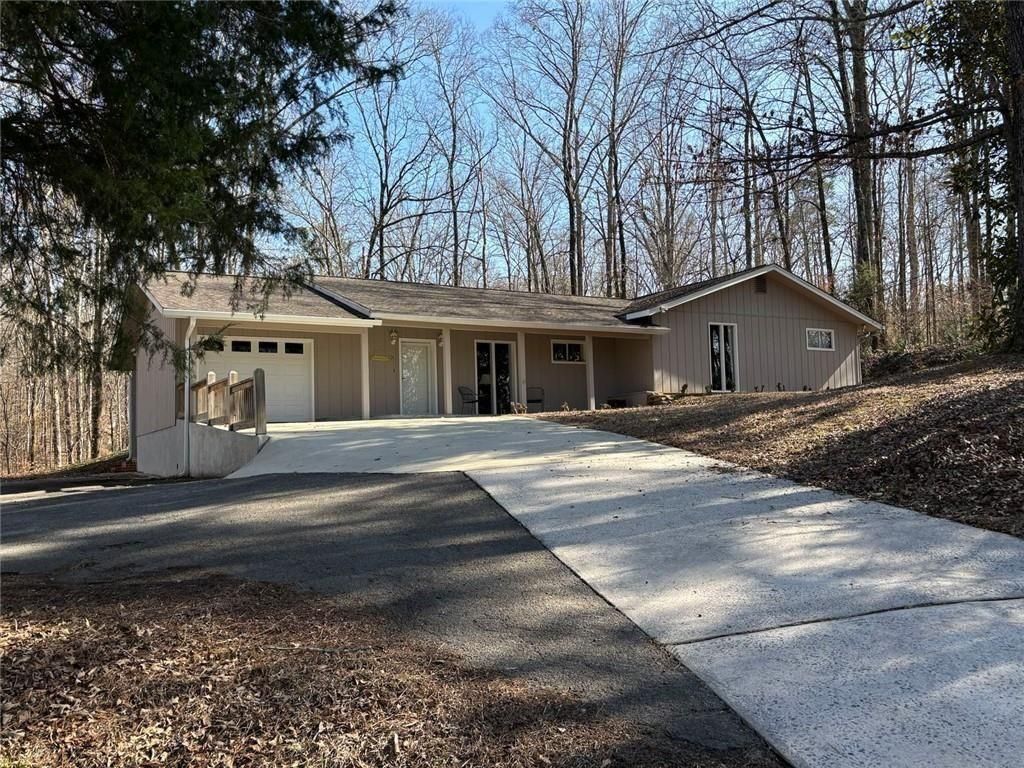 183 Barker Road SW, Rome, GA 30165
