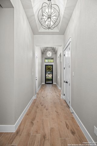 1164 Winding Creek Trl, Spring Branch, TX 78070