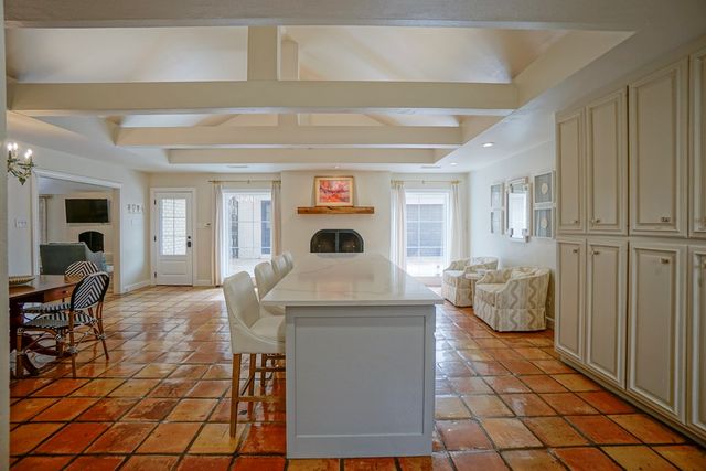 2007 Shell Ave, Midland, TX 79705