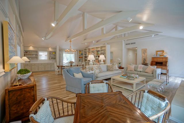 2007 Shell Ave, Midland, TX 79705