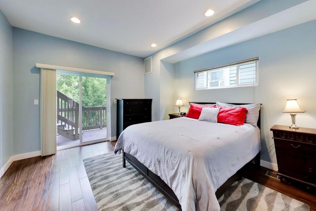 3526 W McLean Avenue, Chicago, IL 60647