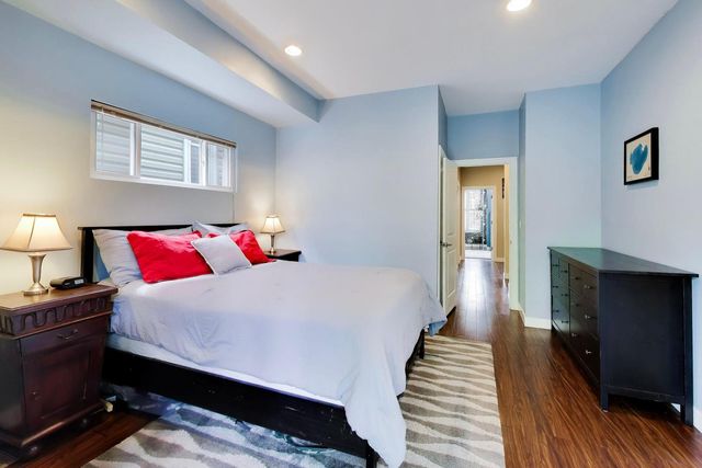 3526 W McLean Avenue, Chicago, IL 60647