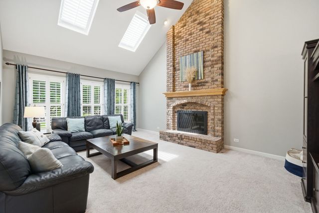 2632 Lupine Circle, Naperville, IL 60564