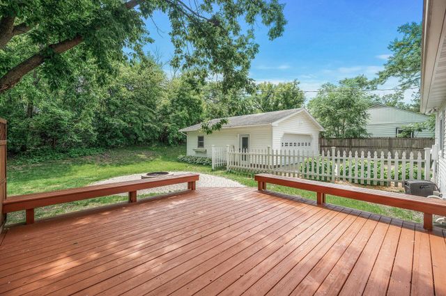 4935 West Lane, Minnetonka, MN 55345