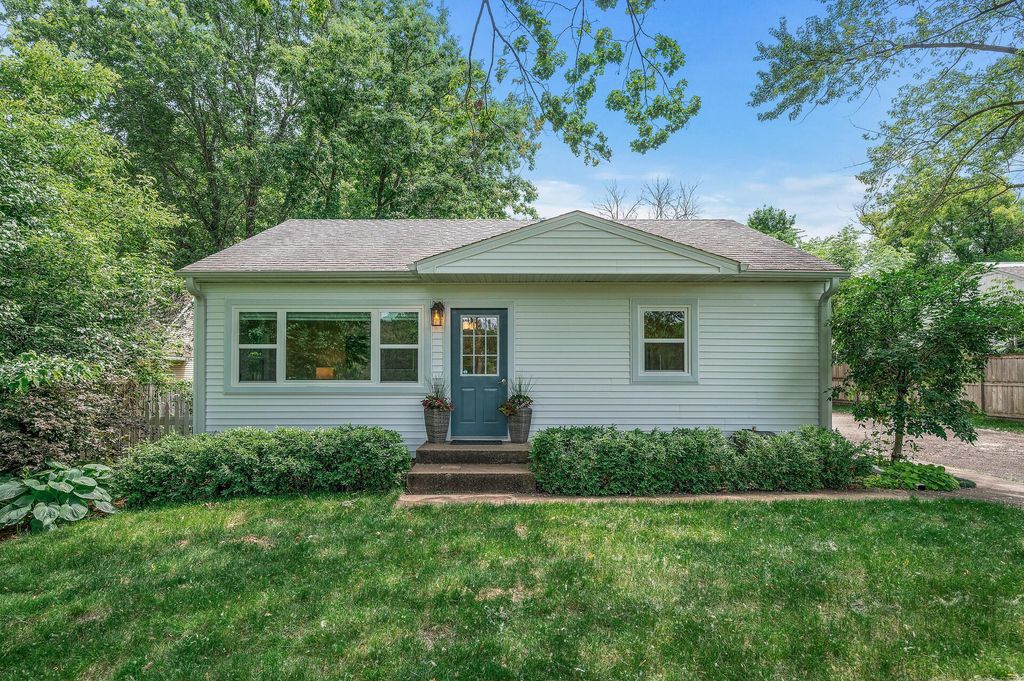 4935 West Lane, Minnetonka, MN 55345
