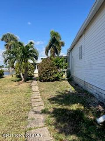 5361 Bison Street P19, Micco, FL 32976