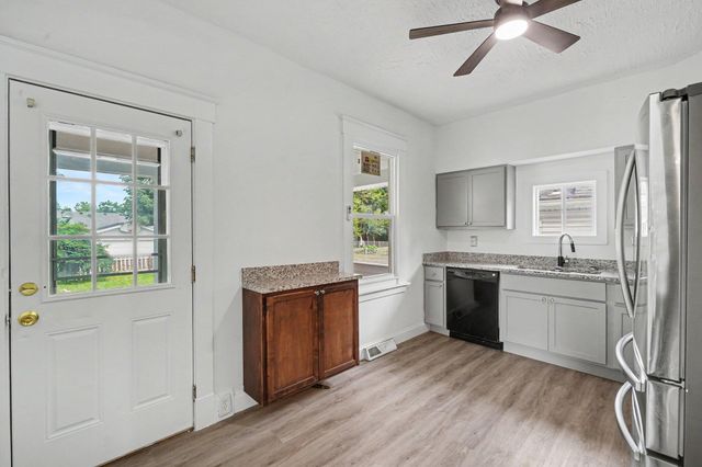 648 Bedinger Street, Elsmere, KY 41018