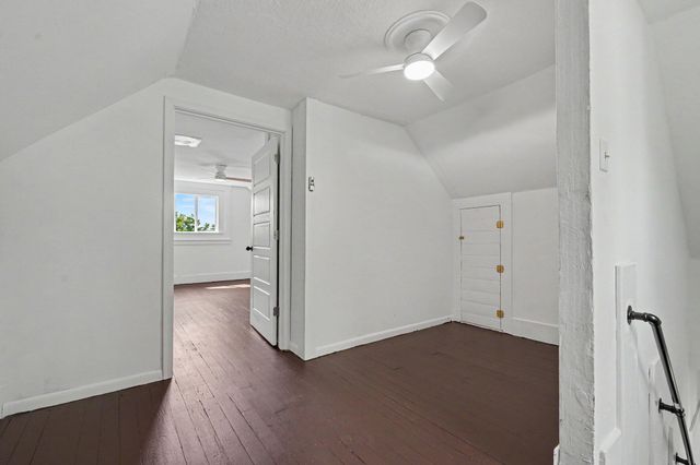 648 Bedinger Street, Elsmere, KY 41018