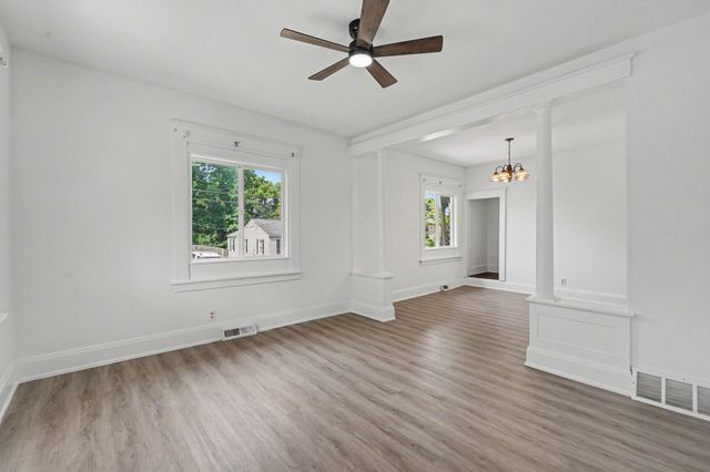 648 Bedinger Street, Elsmere, KY 41018