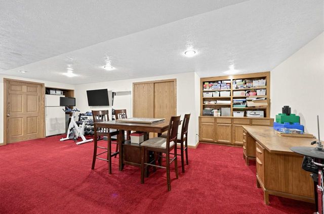 753 Chelsea PLACE, Janesville, WI 53546