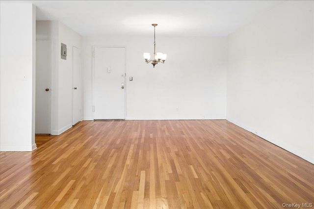 2 Sadore Lane 6M, Yonkers, NY 10710