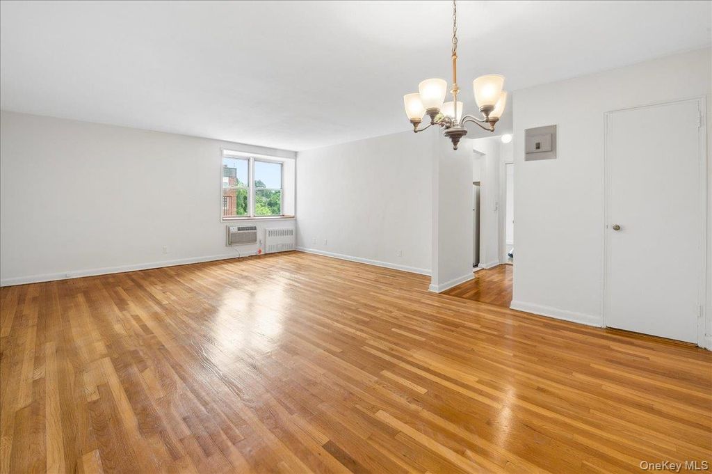 2 Sadore Lane 6M, Yonkers, NY 10710 — photo 4