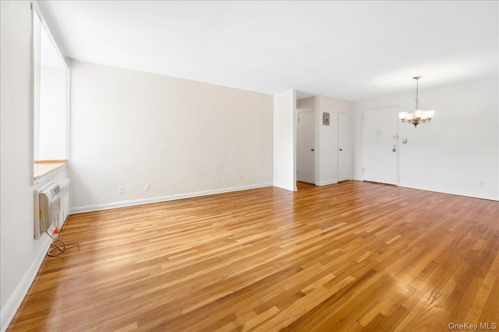 2 Sadore Lane 6M, Yonkers, NY 10710 — photo 5