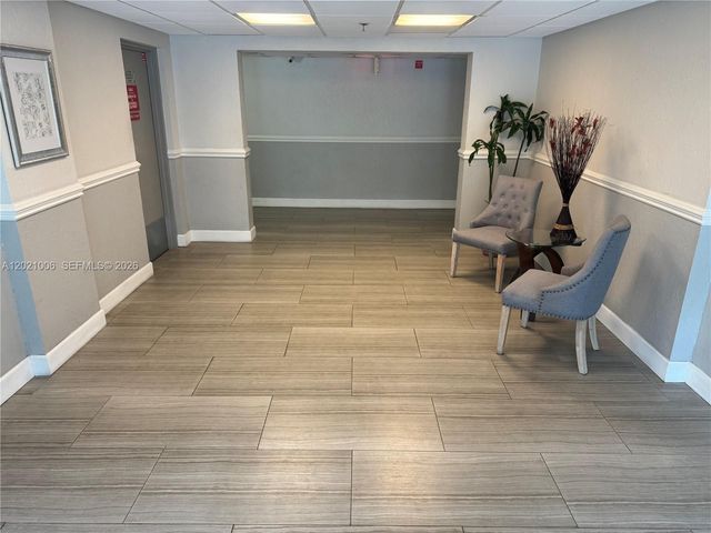 901 Hillcrest Dr 208, Hollywood, FL 33021
